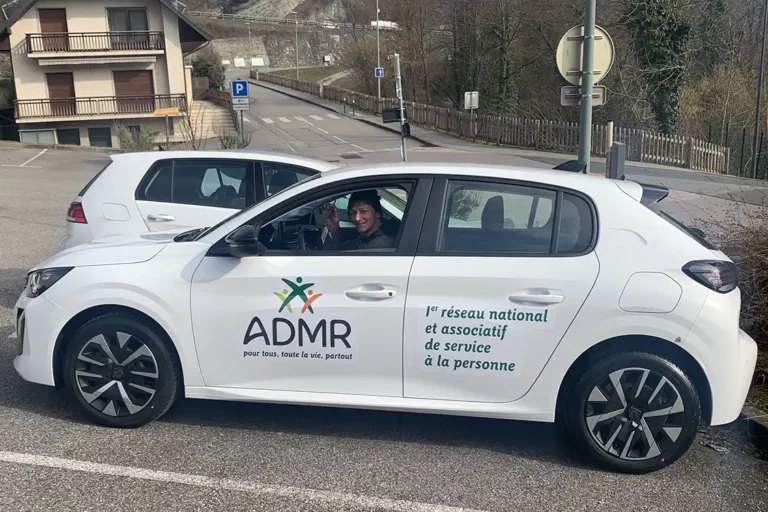 Véhicule ADMR Alby Véhicule ADMR Alby pour les interventions à domicile